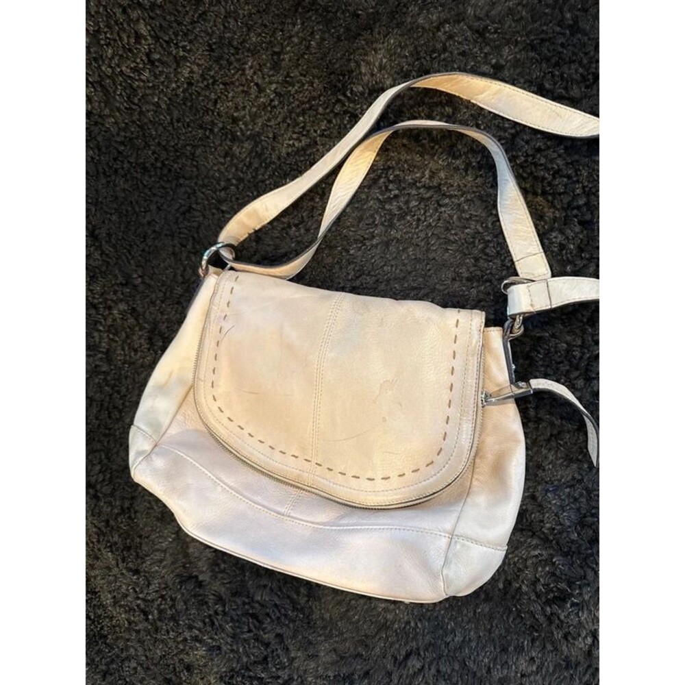 B Mowkowsky cream shoulder bag